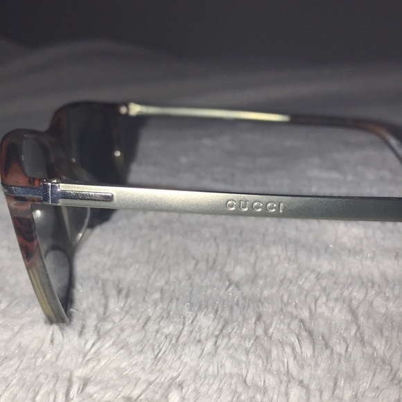 Gucci sunglasses - Picture 3 of 3